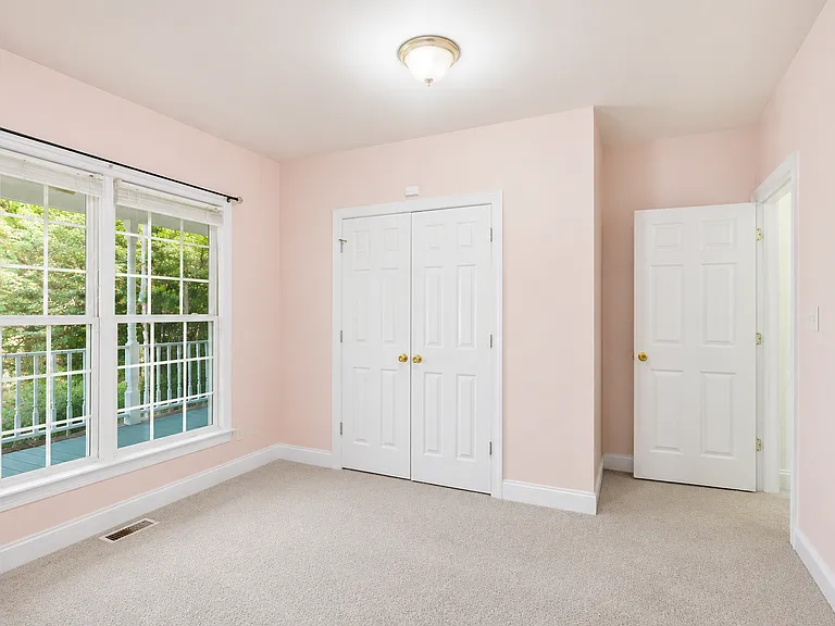 221 Black Forest Dr — Photo 38