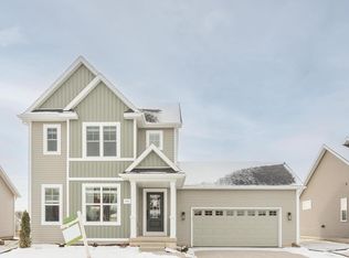 1174 Oak Knoll Rd, Sun Prairie, WI 53590