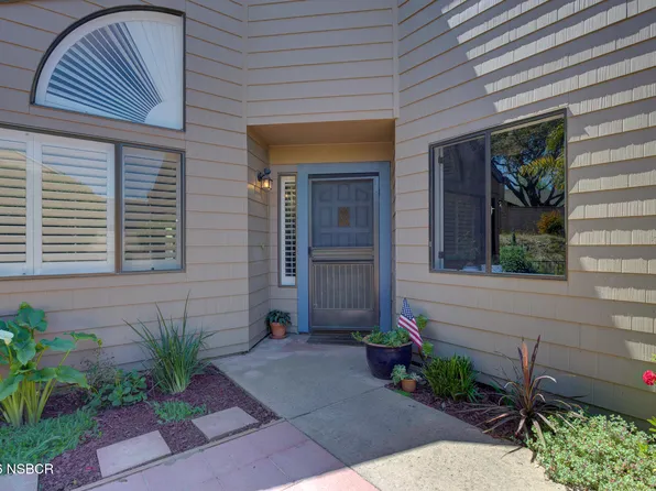 1470 Oakridge Park Rd, Santa Maria, CA 93455