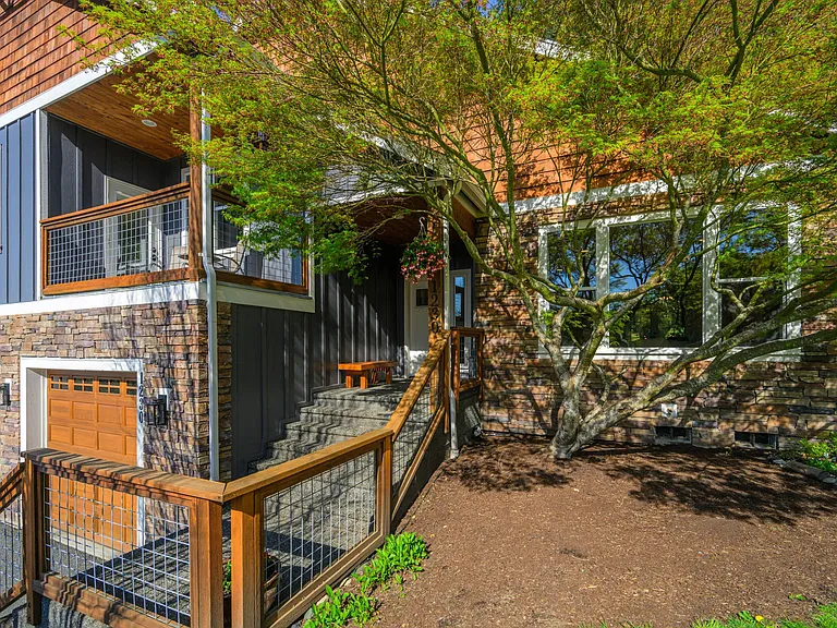 1230 Geneva Hills Rd — Photo 14