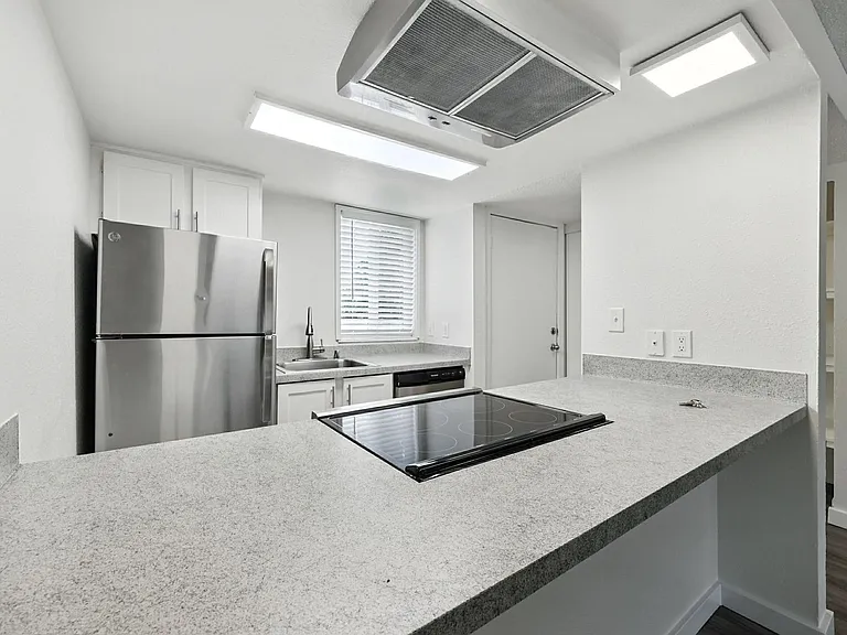 51 Hayes Pl SW — Photo 15