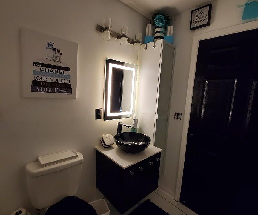 1st image of 3130 Freeman Ave