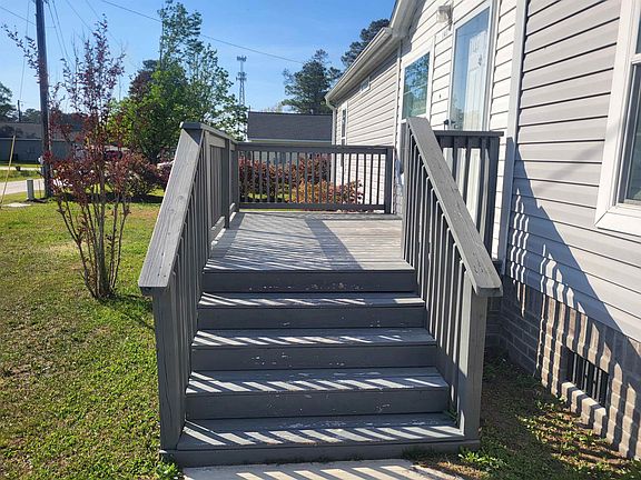 5th image of 147 Honeydew Rd.