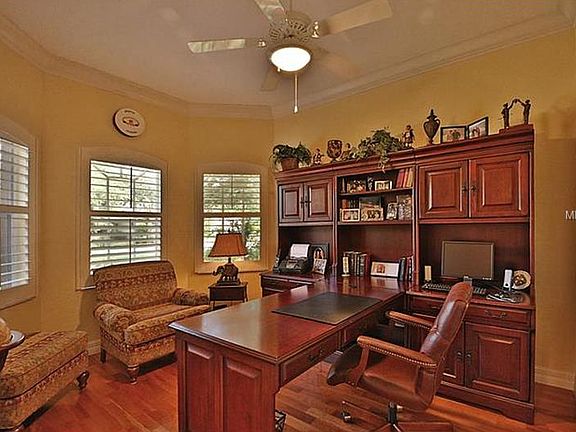 4th image of 1763 Queen Palm Way