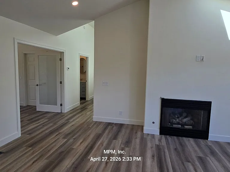5136 Hillcrest Dr — Photo 48