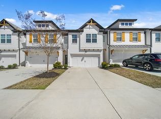 72 Garrison Dr, Winder, GA 30680