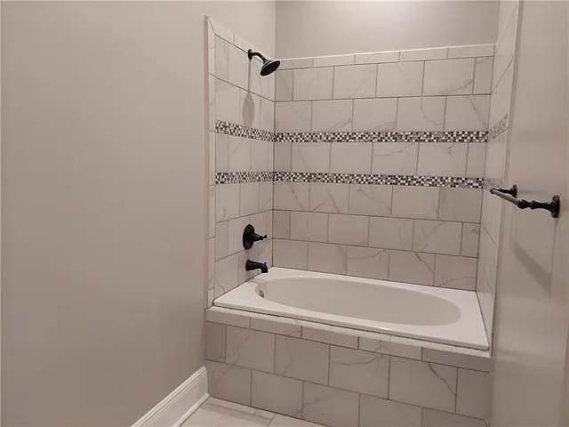 6756 Pontchartrain Blvd — Photo 13
