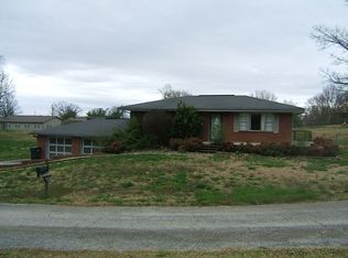 675 Alpha Dr, Morristown, TN 37814