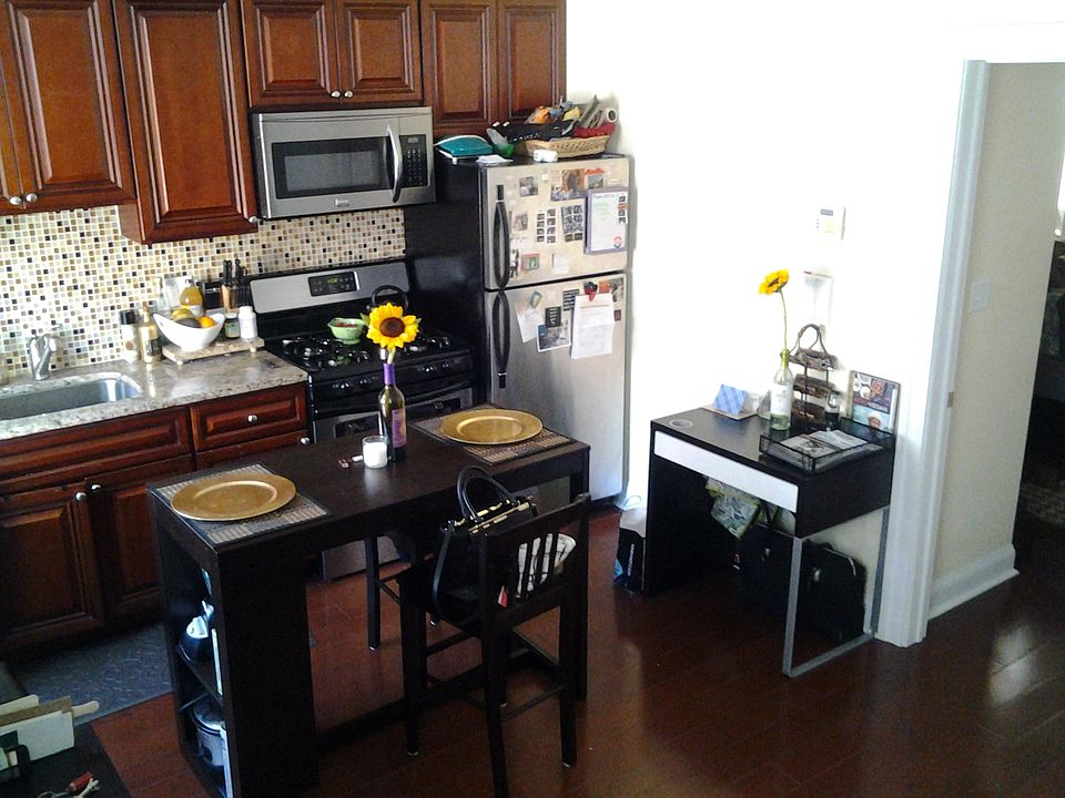 1st image of 865 N 29th St #3