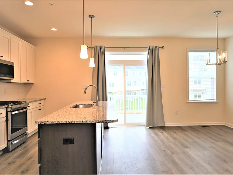 61 Becker Dr — Photo 14