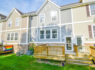 1125 Flagstone Ln, Pleasant Hill, IA 50327