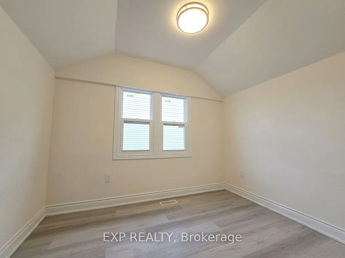 2 bed, $1,500 — Photo 2