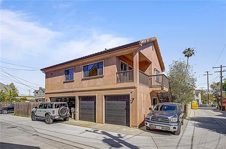 1st image of 1581 Tustin Ave