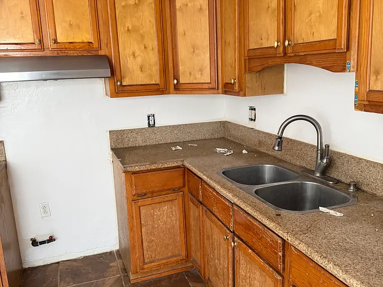 10115 San Anselmo Ave #1 — Photo 7