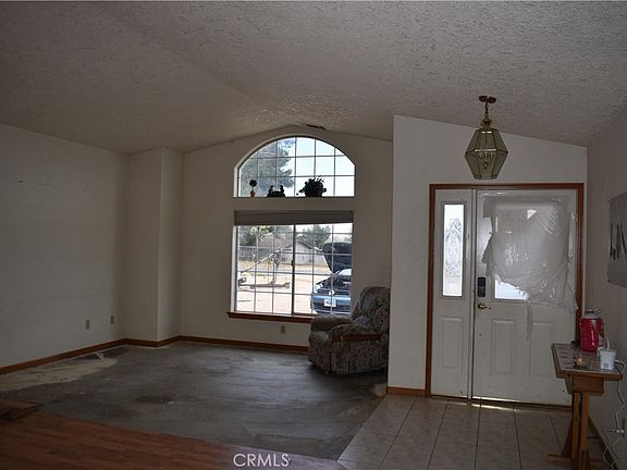 3rd image of 19485 Kinai Rd