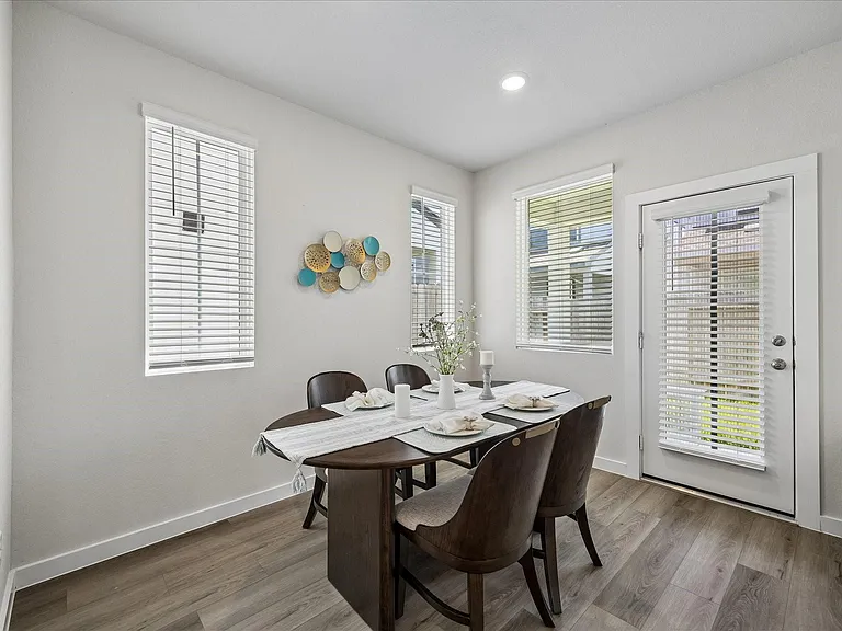 8409 Arden Valley Ln — Photo 11