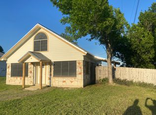405 S Old Highway 81, Kyle, TX 78640
