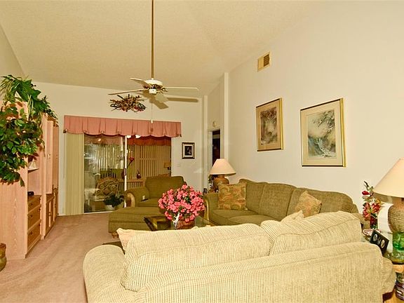 5th image of 738 McCallister Ave