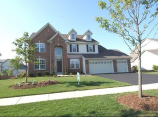 26237 Whispering Woods Cir, Plainfield, IL 60585