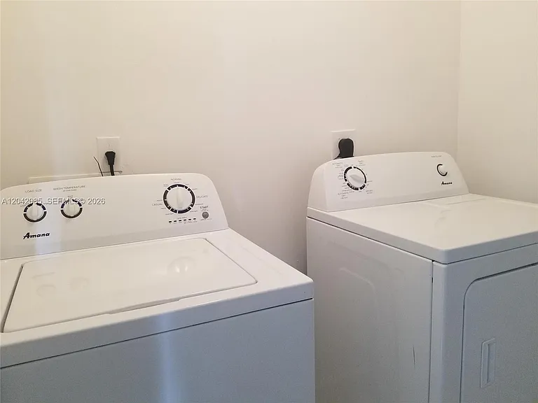 1029 SW 11th Ave #0 — Photo 15