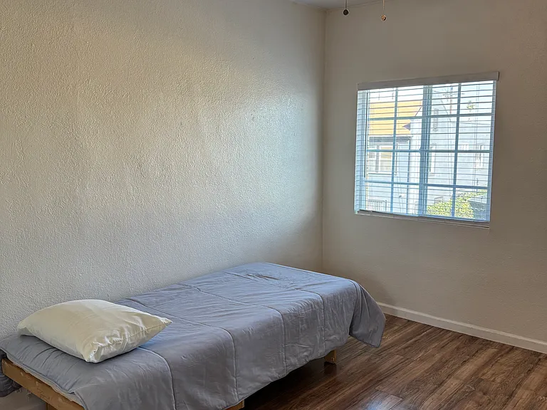 3127 Raymond Ave #2 — Photo 3