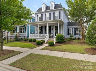 17106 Hedgerow Park Rd, Charlotte, NC 28277