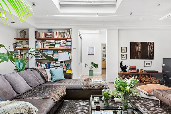 Rented by Compass | media 3