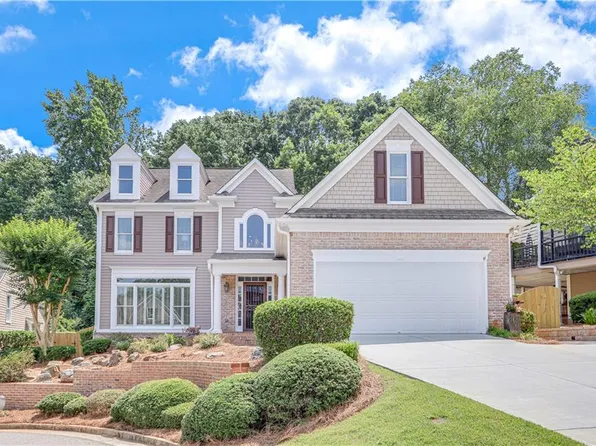 3482 Marina Crest Dr, Gainesville, GA 30506