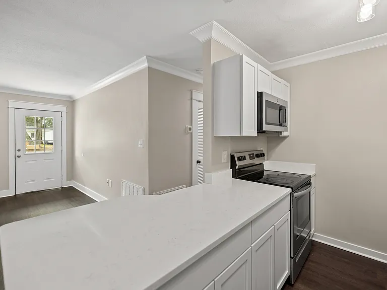 200 Spencer Dr — Photo 13