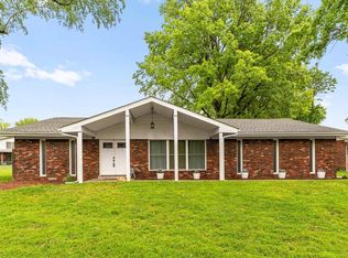 44 Lea Dr, Fairview Heights, IL 62208