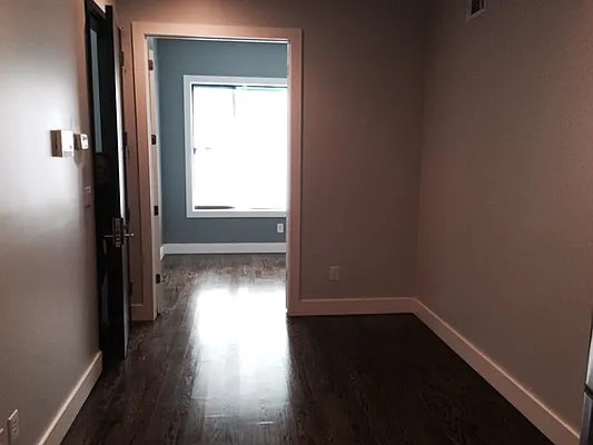 Rented by Premier Metro Realty Corp | media 54