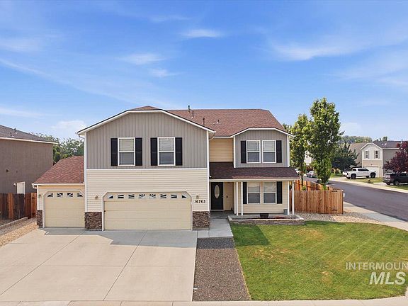 2nd image of 16765 Ardyce Ave