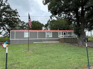 344 Derrick Rd, Luling, TX 78648