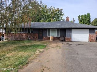 406 N 41st St, Yakima, WA
