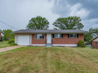 623 Ivygate Dr, Saint Louis, MO 63129