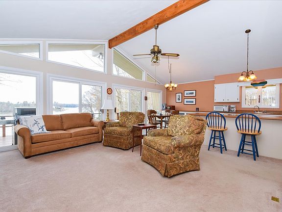 3rd image of 269 Highland Lake Rd