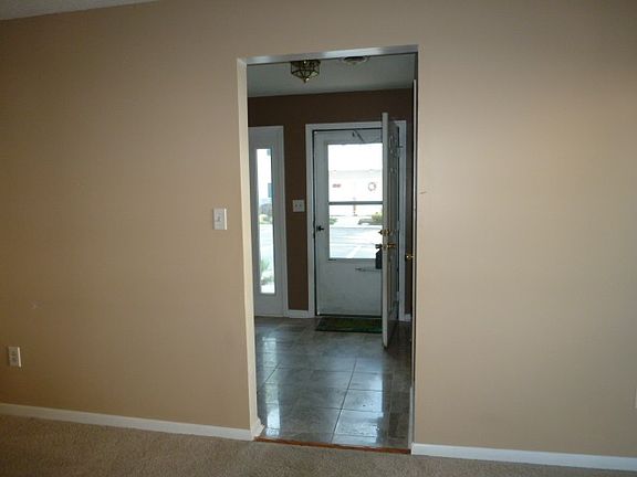 2nd image of 1105 Greenwich Dr
