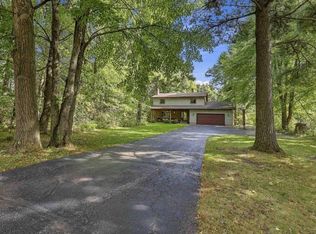 1603 Meadow View Ln, Stevens Point, WI 54482