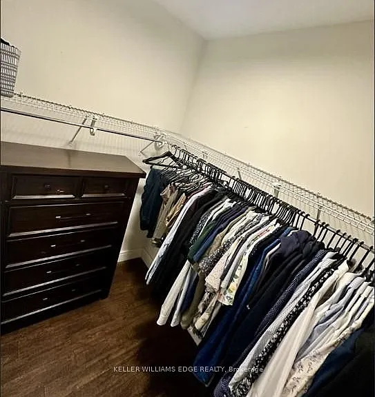 112 King St E #405 — Photo 20