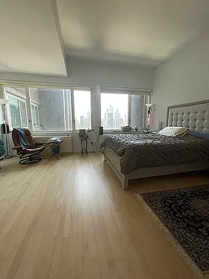 Rented by Peter R. Hungerford, LREB | media 11