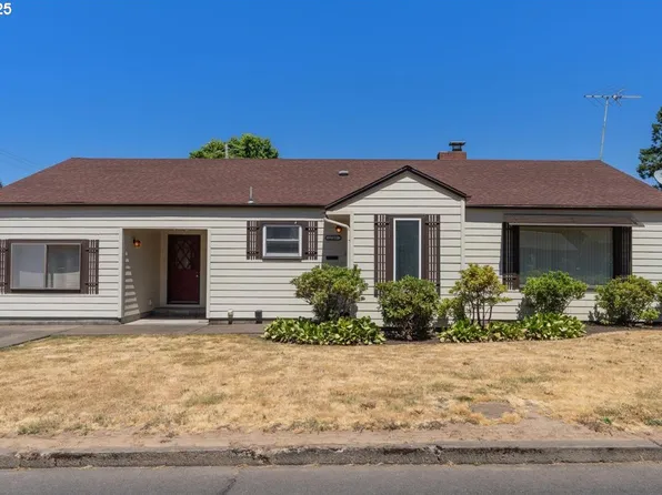 2703 17th Pl, Forest Grove, OR 97116