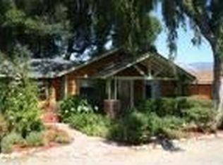 219 Apricot St, Oak View, CA 93022