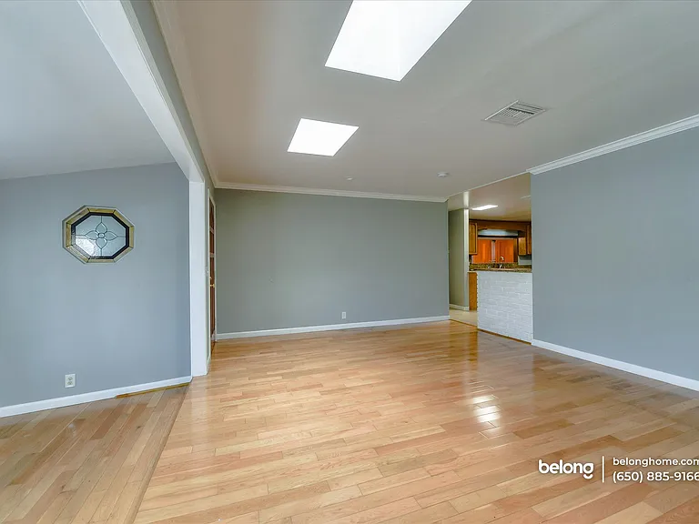 32 Iris Ln — Photo 9