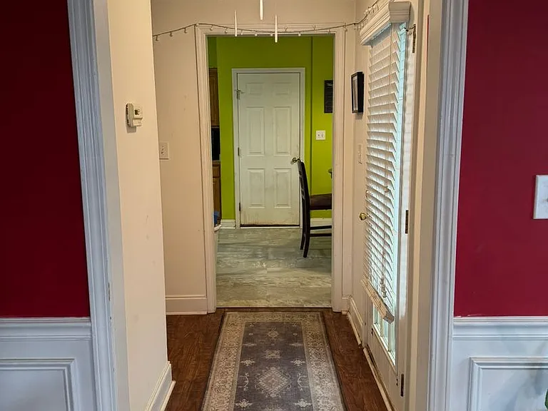 237 Wiltshire Dr — Photo 5