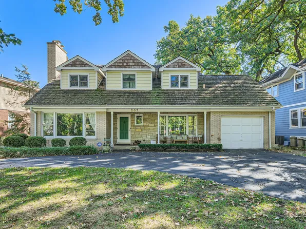 207 Scottswood Rd, Riverside, IL 60546