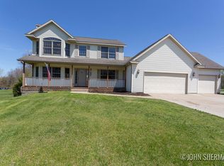 8714 Big Bend Ct, Middleville, MI 49333