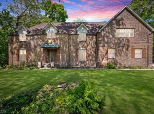 8 Branko Rd, Berkeley Heights, NJ 07922