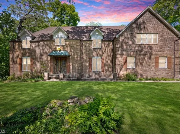 8 Branko Rd, Berkeley Heights Twp., NJ 07922