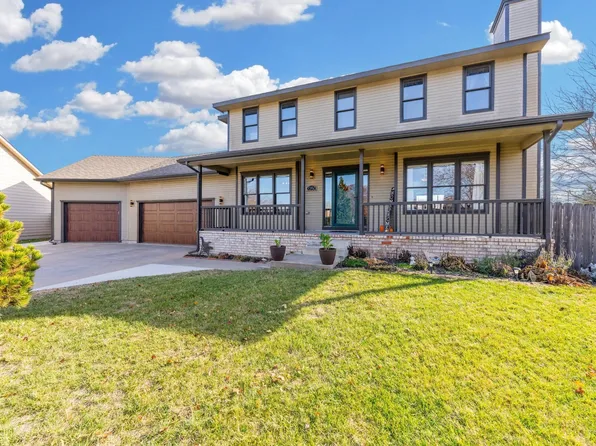 2250 N Sandplum Ct, Wichita, KS 67205