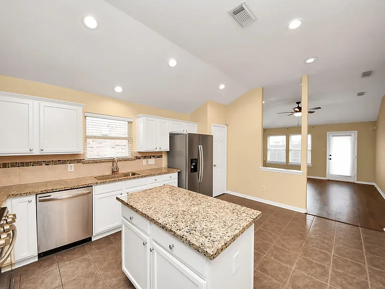 2222 Summit Meadow Dr — Photo 15